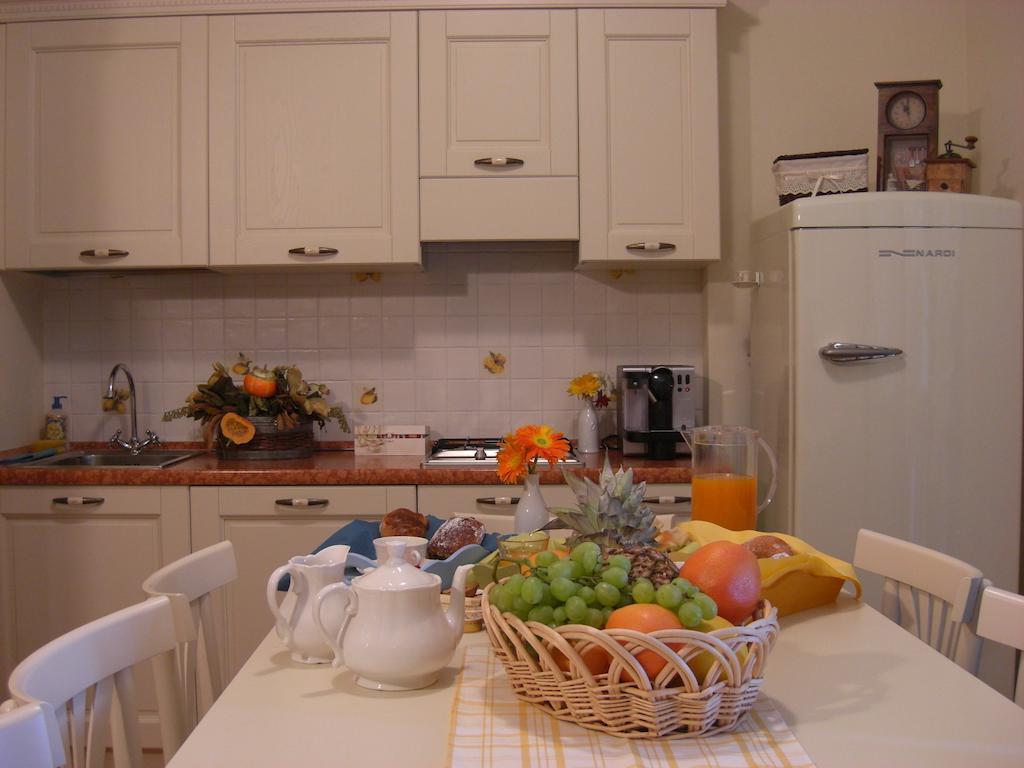 Pietra Preziosa Bed & Breakfast Pietra Ligure Exterior photo