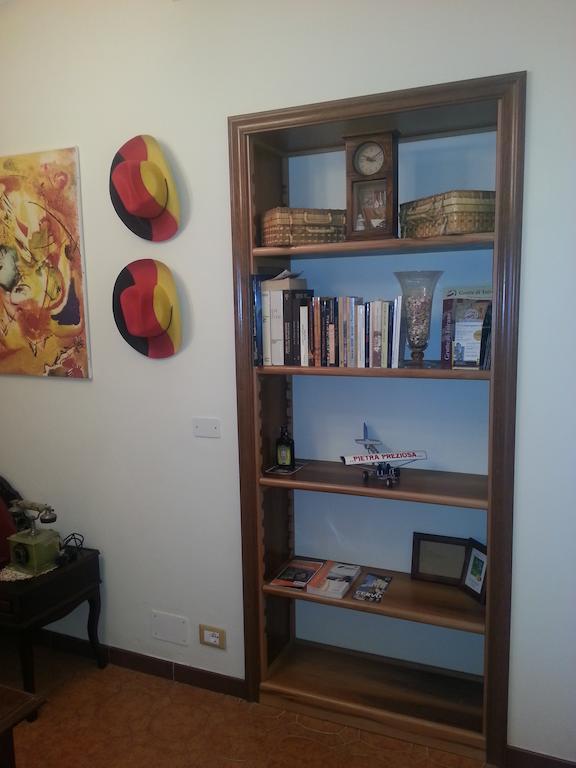 Pietra Preziosa Bed & Breakfast Pietra Ligure Room photo