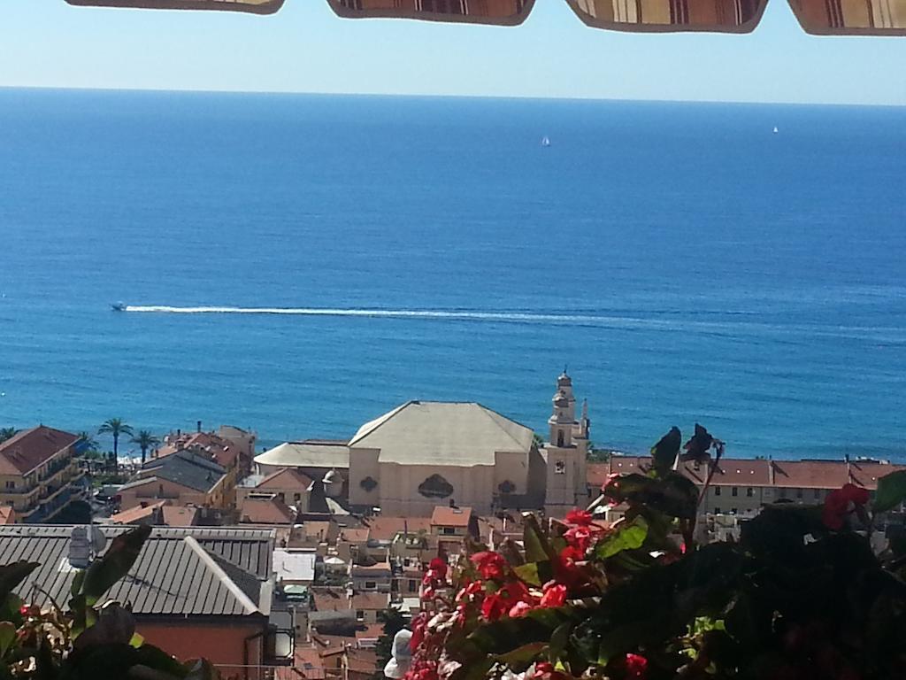 Pietra Preziosa Bed & Breakfast Pietra Ligure Exterior photo
