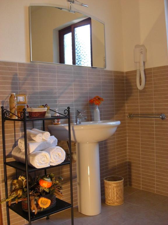Pietra Preziosa Bed & Breakfast Pietra Ligure Room photo