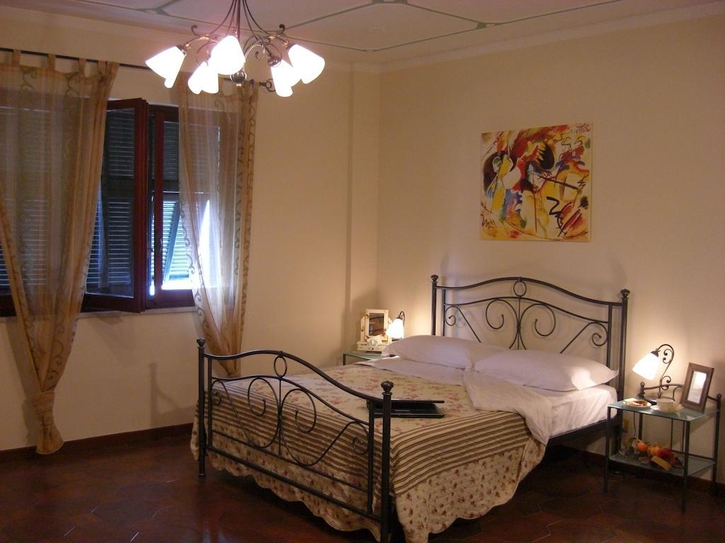 Pietra Preziosa Bed & Breakfast Pietra Ligure Room photo